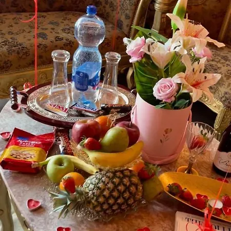 Royal Apartment *